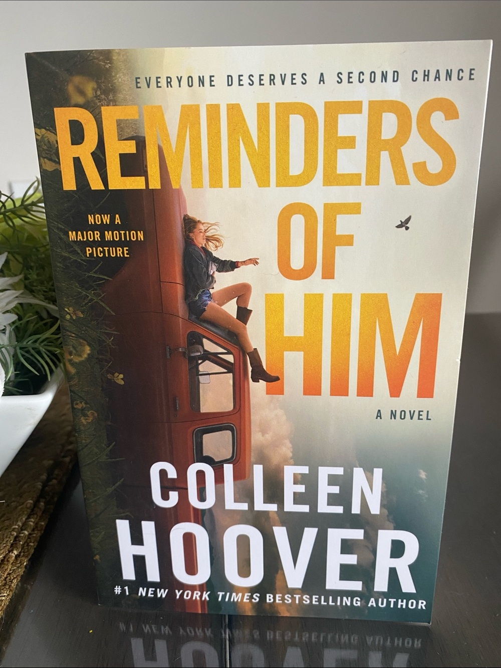 New🌈 Reminders of Him Book Colleen Hoover Novel
